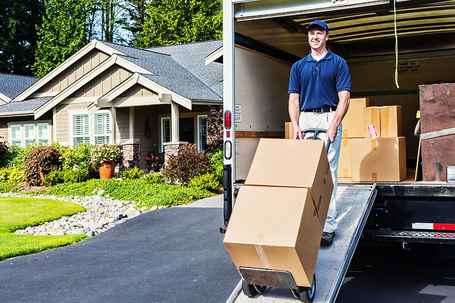 The Red Flags and Green Lights: How to Choose Reliable Movers in Kolkata